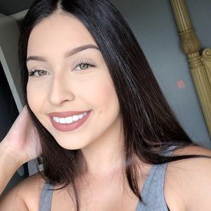 Meet your Posher, Joanna